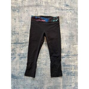 Lululemon Run: Inspire Crop II Black / Petal Pop Multi Size 6